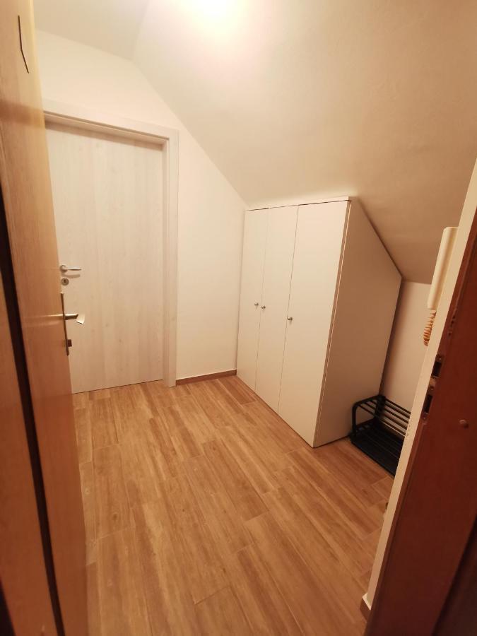 Apartma Lina, Encijan D-38 Apartment Бохин Екстериор снимка